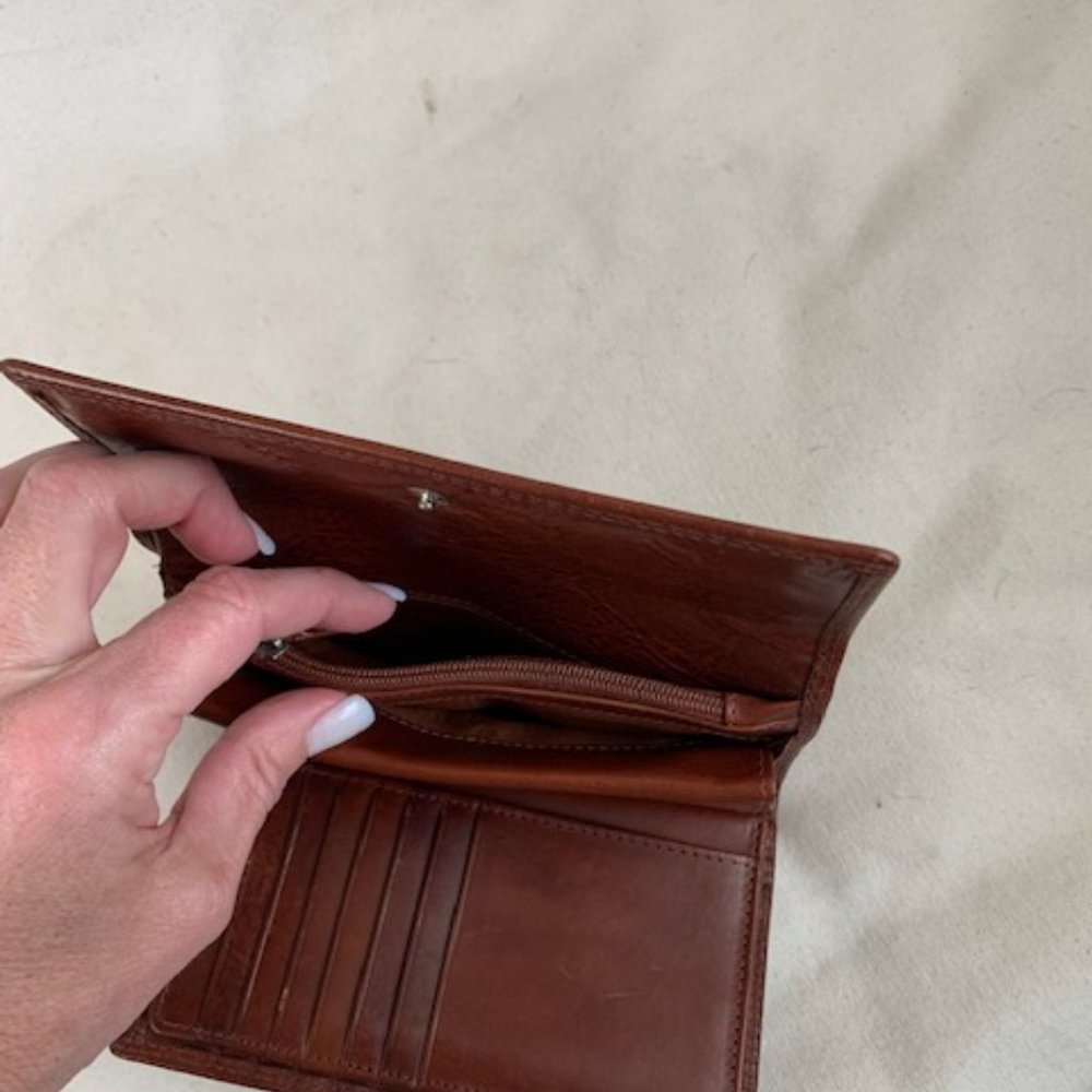 Beautiful all leather medium-sized wallet - Picture 7 of 12